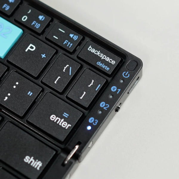 Typesnape Mini Foldable Keyboard